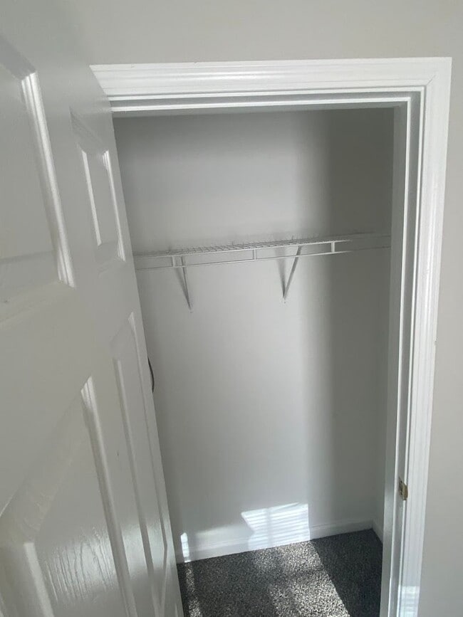 Building Photo - Spacious 3-Bedroom Home in Cordova-Stylish & Comfortable Living!