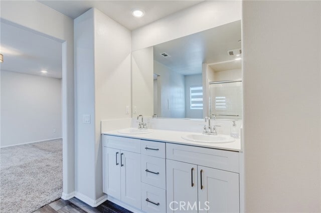 Building Photo - 36469 Shine Dr
