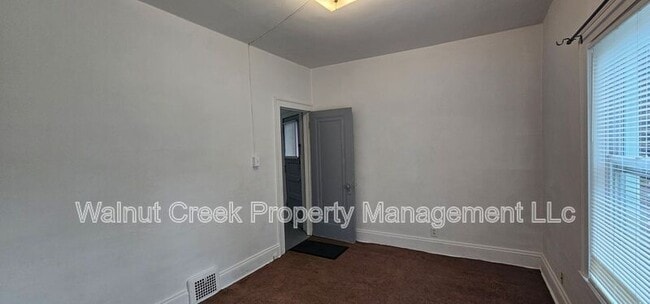 Building Photo - 3319 W 126th St
