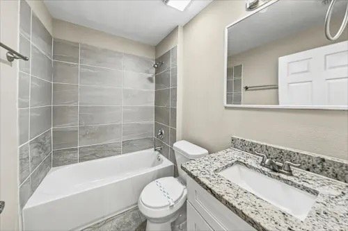 Building Photo - 2640 Alclobe Cir