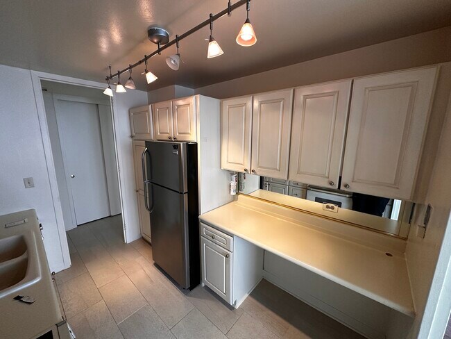 Building Photo - 4800 S Chicago Beach Dr