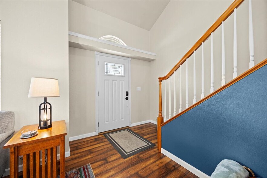 Building Photo - 1102 Heckathorn Pl