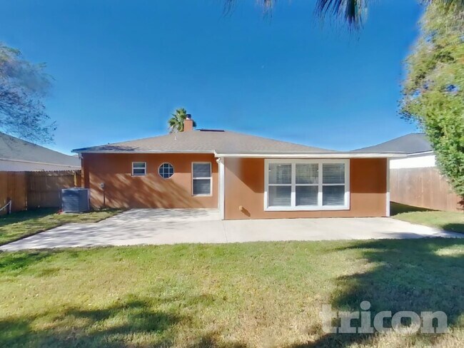 Building Photo - 1656 Dartmouth Dr