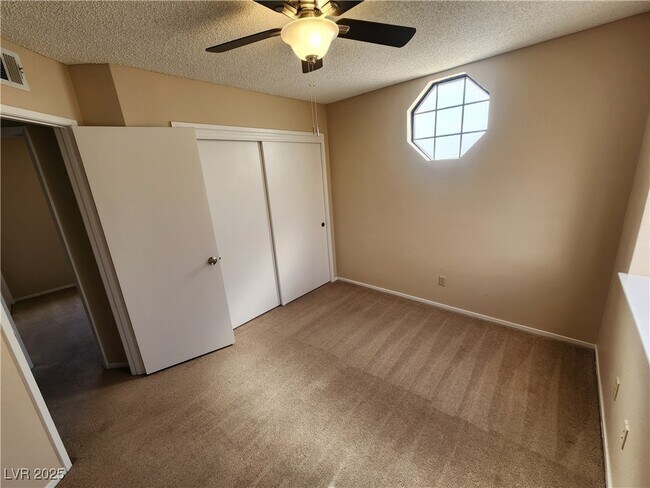 Building Photo - 25 Jensen Dr