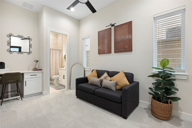 Building Photo - 1410 Milby St