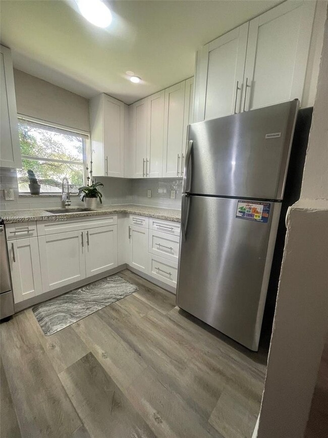 Building Photo - 2111 Adams St