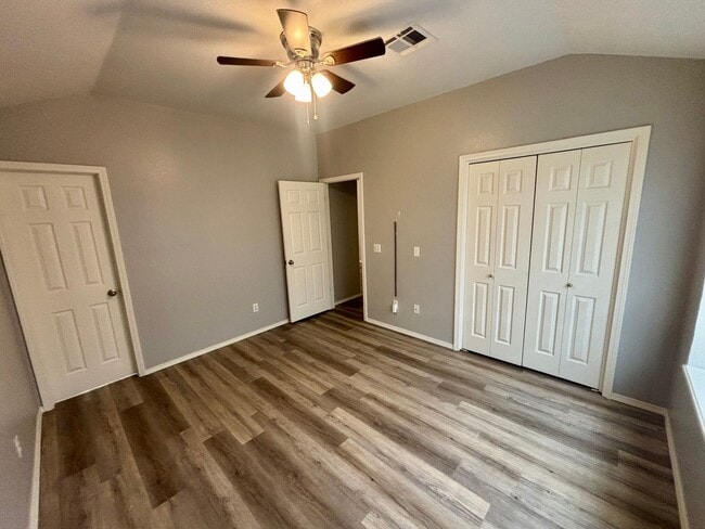 Building Photo - Wonderful 3 Bed 2 Bath Home in Norman