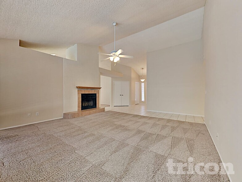 Building Photo - 7127 W McRae Way