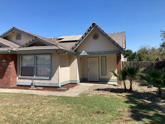 Building Photo - 248 Devon Dr