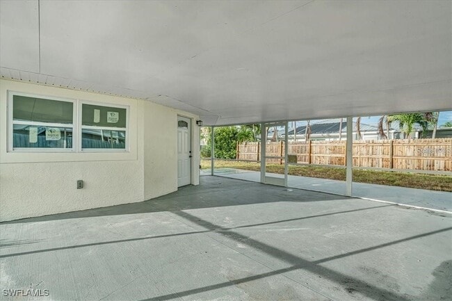 Building Photo - 190 Tarpon Rd