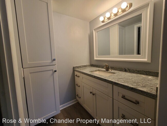 Building Photo - 12762 St James Pl