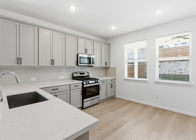 Building Photo - Spacious 4 Bedroom Home with Game Room and Covered Patio!