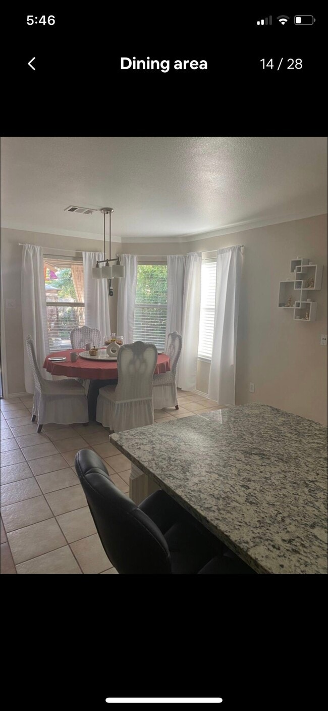 Building Photo - 1505 Hill Lockwoods Dr