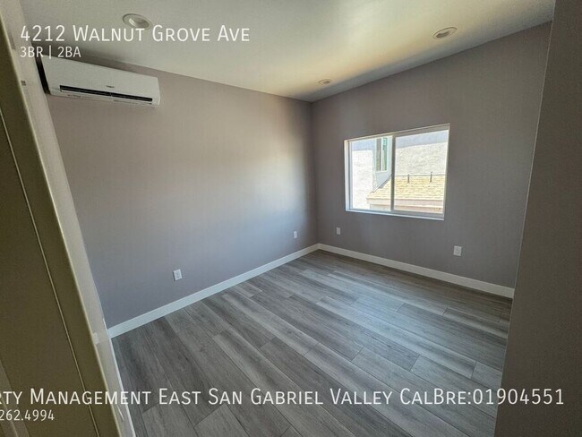 Building Photo - 4212 Walnut Grove Ave