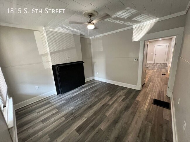 Building Photo - 1815 S 6th St