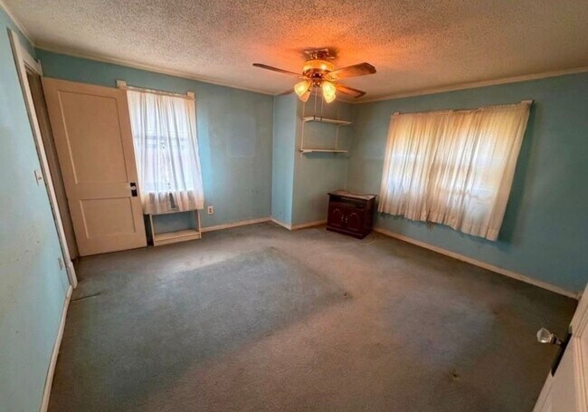 Building Photo - OWNER FINANCING