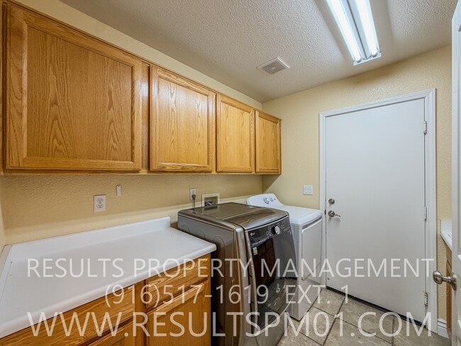 Building Photo - 4891 Knightswood Way