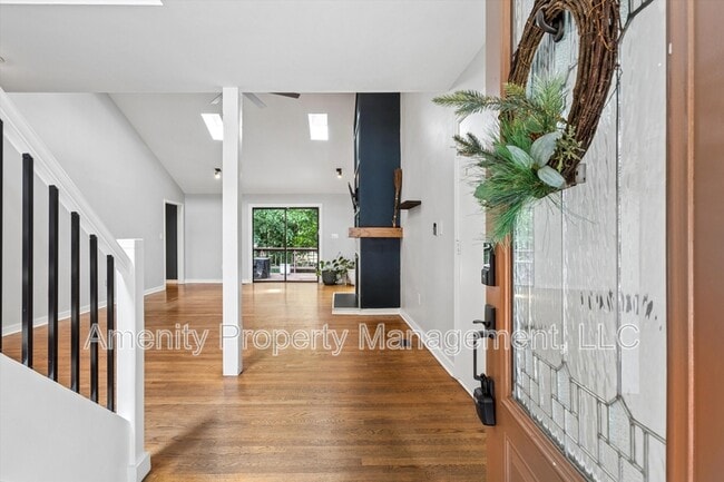 Building Photo - 204 Granville Dr