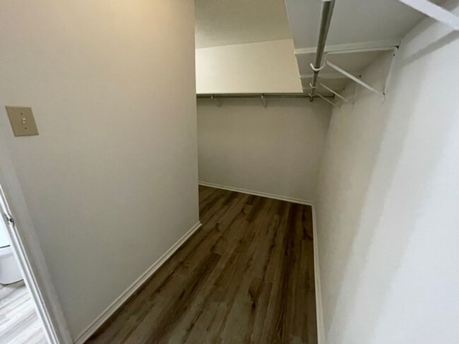 Building Photo - Coming soon..... Beautiful  3 bedroom 2 bath