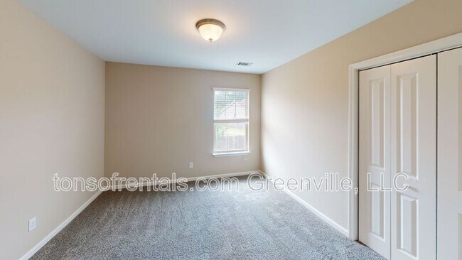 Building Photo - 313 Rivers Edge Cir