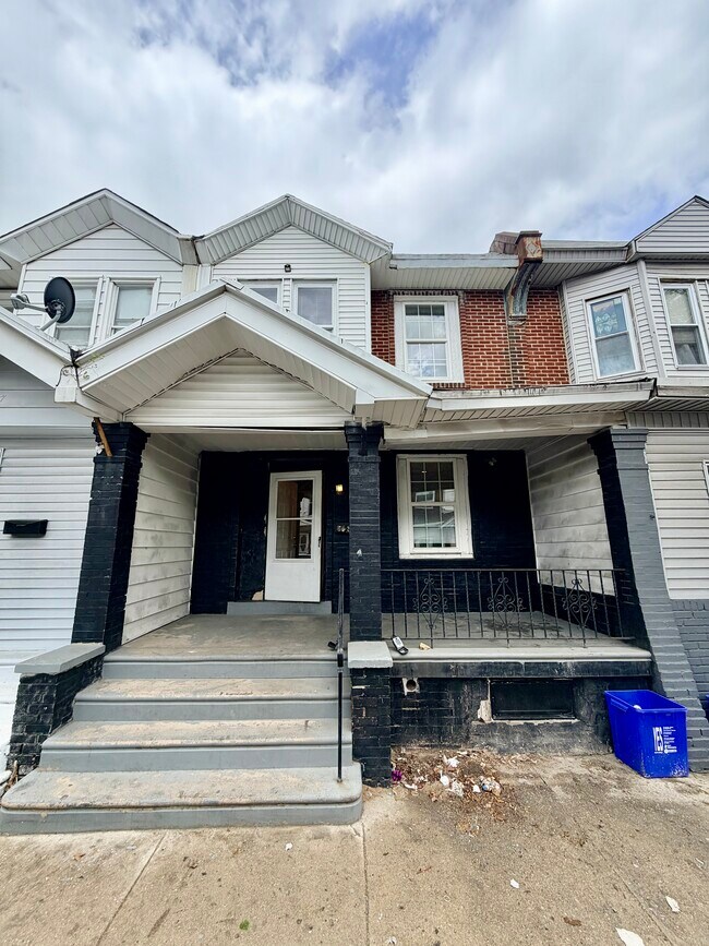 Building Photo - 6525 Saybrook Ave