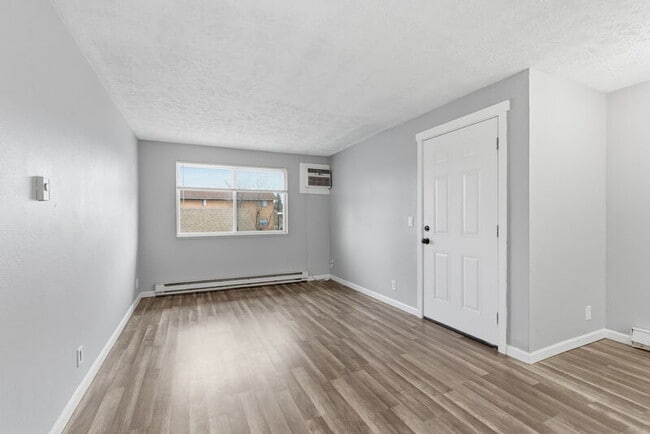 Building Photo - 2914 N Hogan St