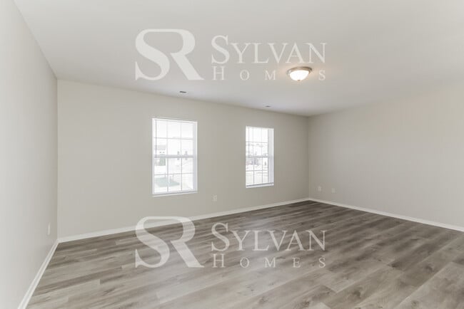 Building Photo - Enjoy living the good life in this 4 bedro...