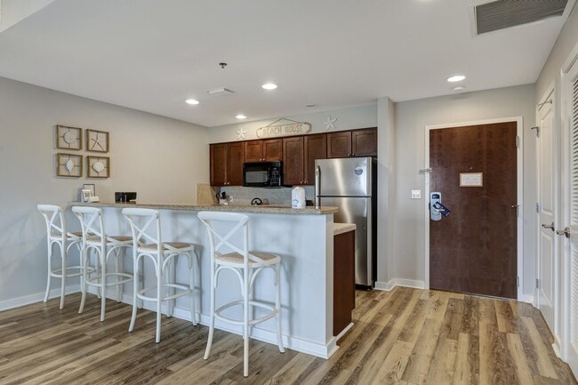 Building Photo - 5002 S Sandestin Blvd