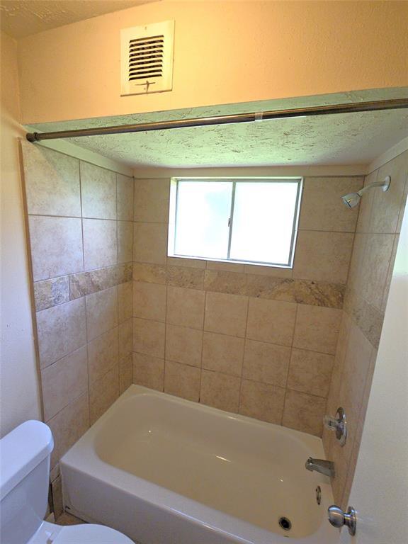 Building Photo - 4718 Reynaldo Dr