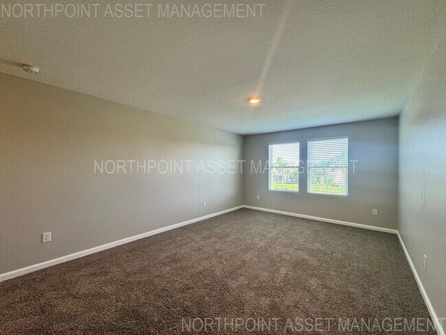 Building Photo - "AUGUST MOVE IN SPECIAL: $500 off on 2nd M...