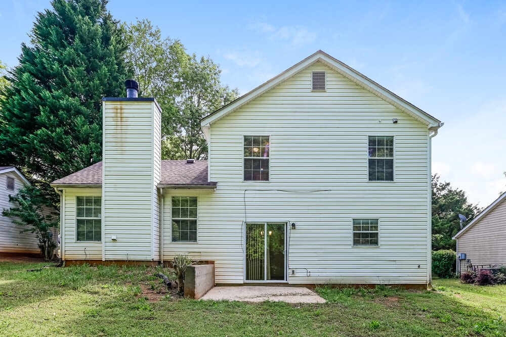 Building Photo - 330 Brookside Dr