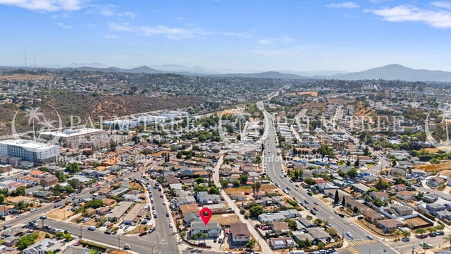 Building Photo - 247 San Jacinto Dr