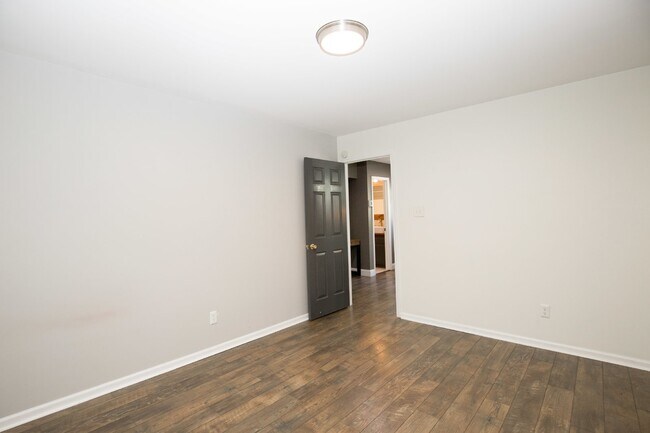 Building Photo - "3-Bedroom Home on Fox Hunt Lane in Southern Pines – Cozy Living Awaits!"