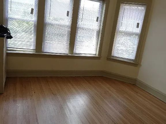 Building Photo - 121 Elmwood Ave