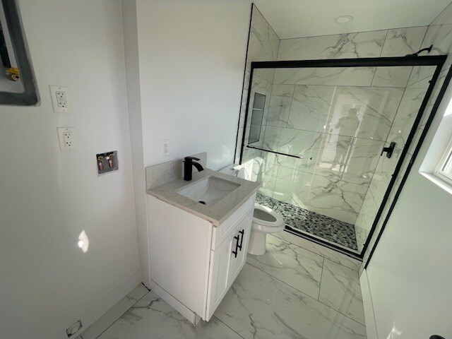 Building Photo - 2147 Calle Serena