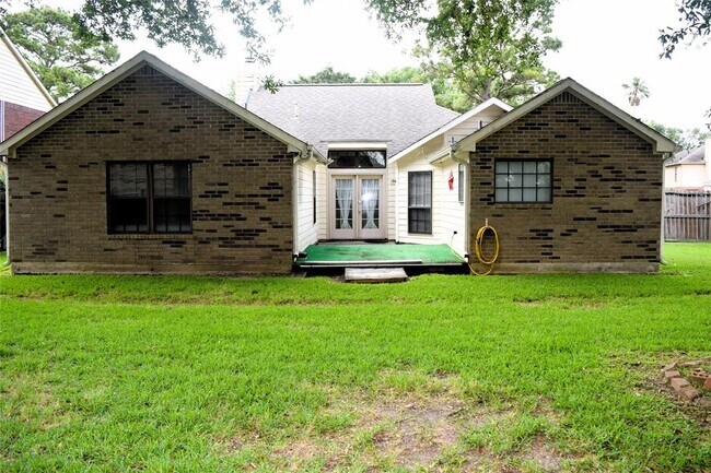 Building Photo - 2029 Reef Dr