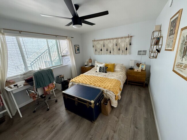 Bedroom 1 - 1000 Highland Ave