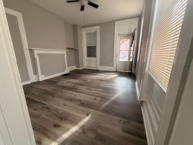 Building Photo - 709 W Marshall St