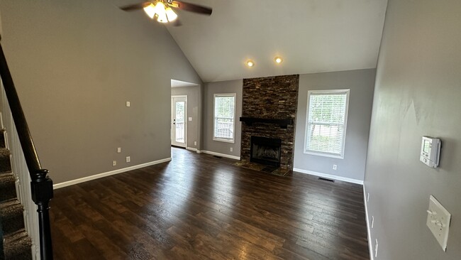 Building Photo - 3541 Sandpiper Dr