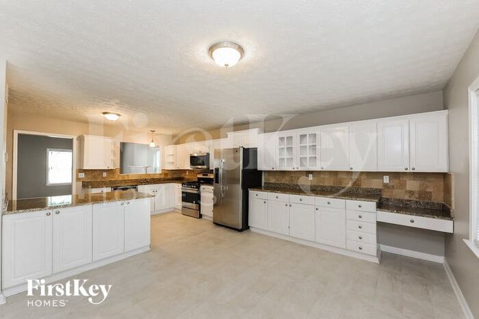 Building Photo - 6770 Bent Creek Dr