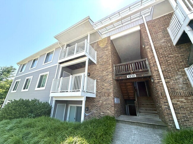 Building Photo - UT - 1210-A