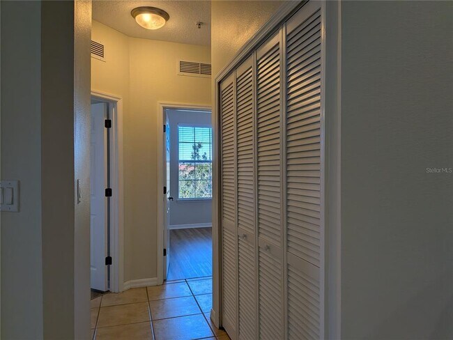 Building Photo - 8156 Boat Hook Loop