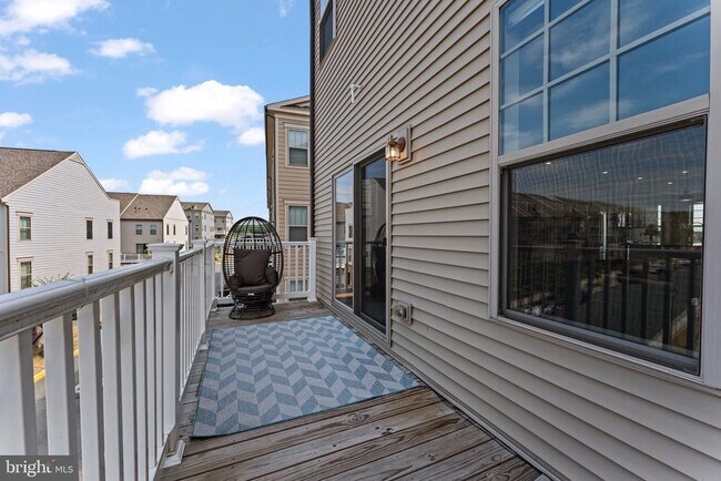Building Photo - 304 Petite Sirah Terrace SE
