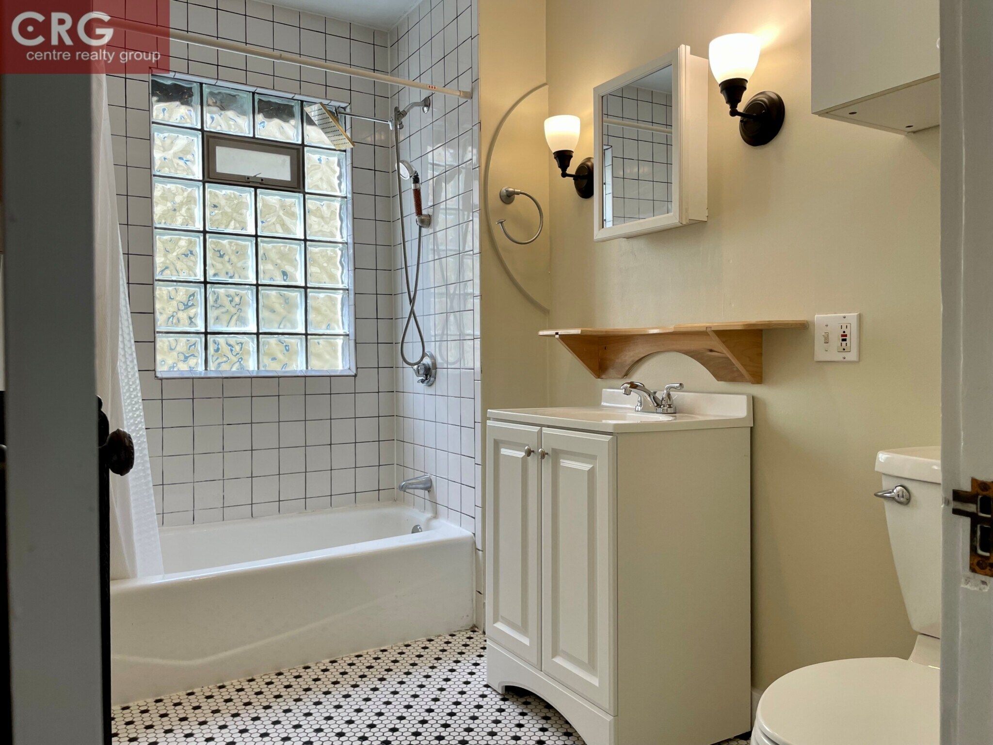 Building Photo - 294 Boston Ave