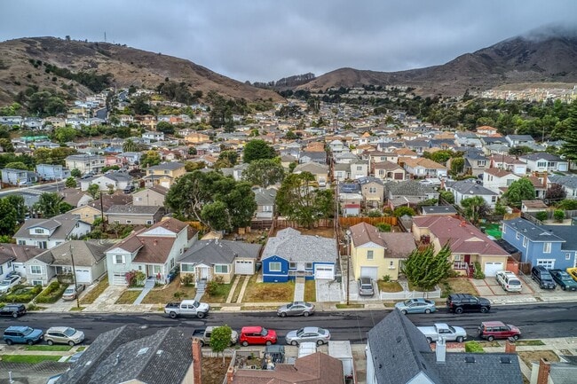 Building Photo - SOUTH SAN FRANCISCO HOME FOR RENT - $4,000/mo