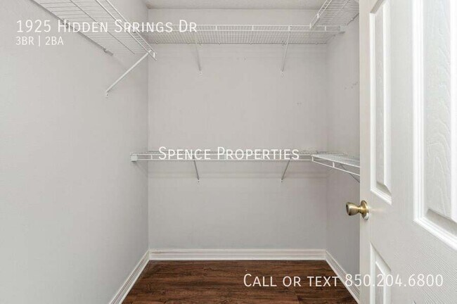 Building Photo - 1925 Hidden Springs Dr