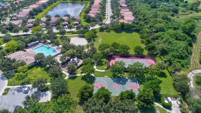 Building Photo - 7662 Spatterdock Dr