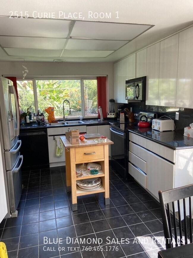 Building Photo - 2515 Curie Pl