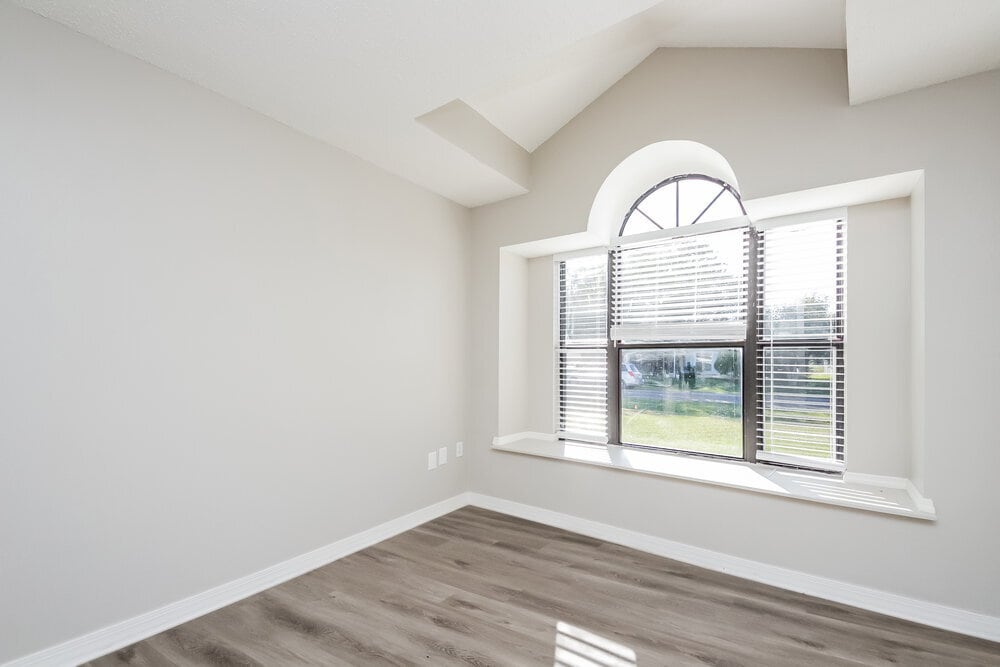 Building Photo - 613 Deauville Ct