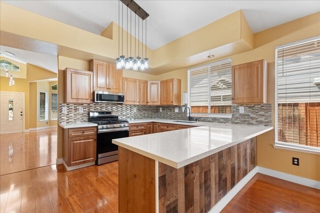 Building Photo - 8404 Misty Pass Way